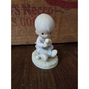 Vintage 1981 Precious Moments "I Believe In Miracles" E-7156R No Box Signed